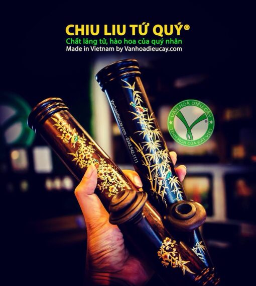 Chiu Liu Tứ Quý: Nghiện Sĩ Hào Hoa, Chống Đổ Nước